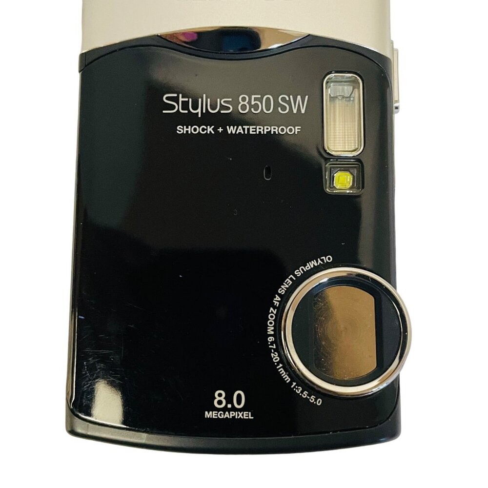 Olympus Stylus‎ 850 SW Shock & Waterproof 8.0 Megapixel Camera